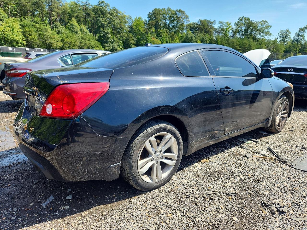 2013 Nissan Altima S - Image 3