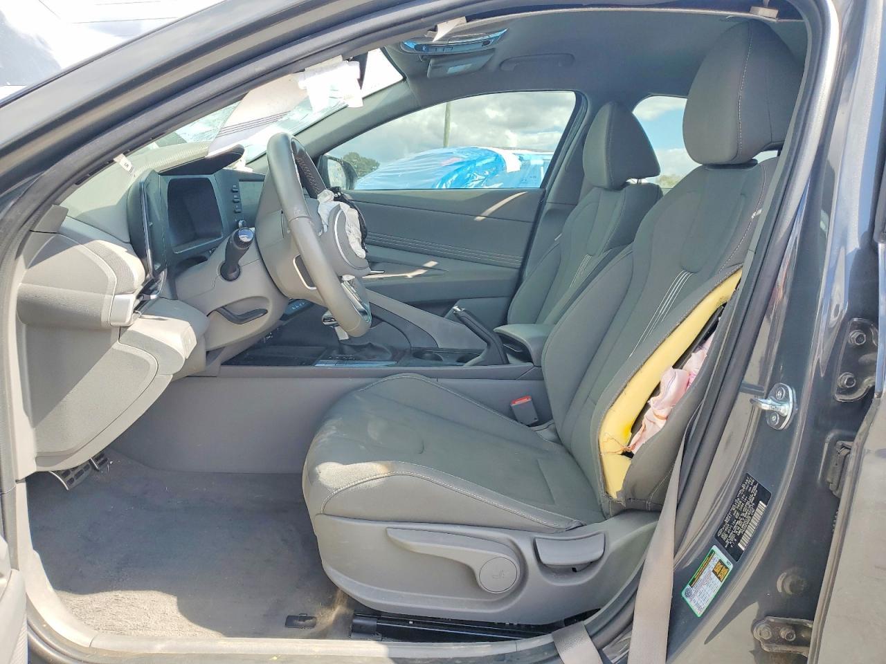 2025 Hyundai Elantra Sel Sport - Фото 7
