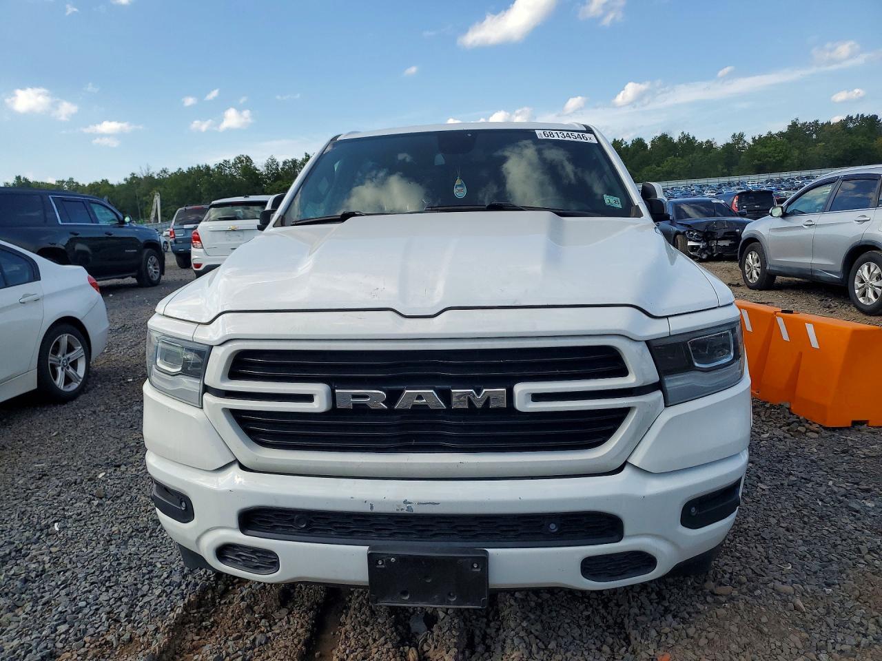 2020 Ram 1500 Laramie - Image 5