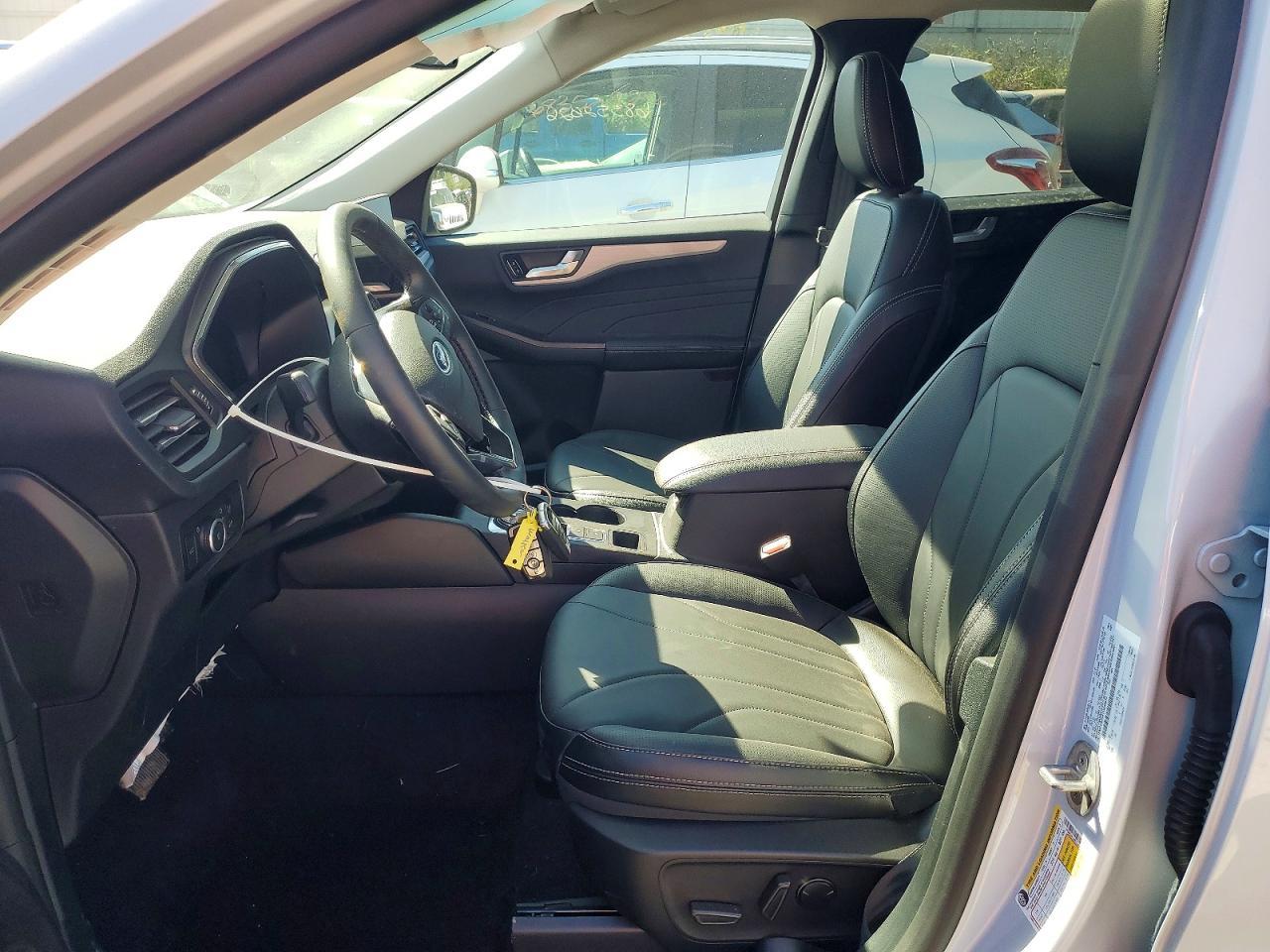 2026 Ford Escape Platinum - Фото 7