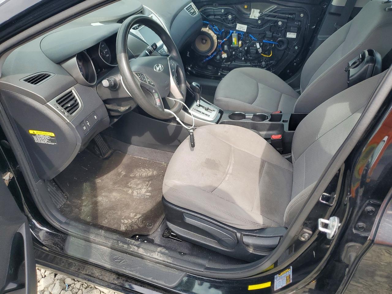 2012 Hyundai Elantra Limited - Image 7