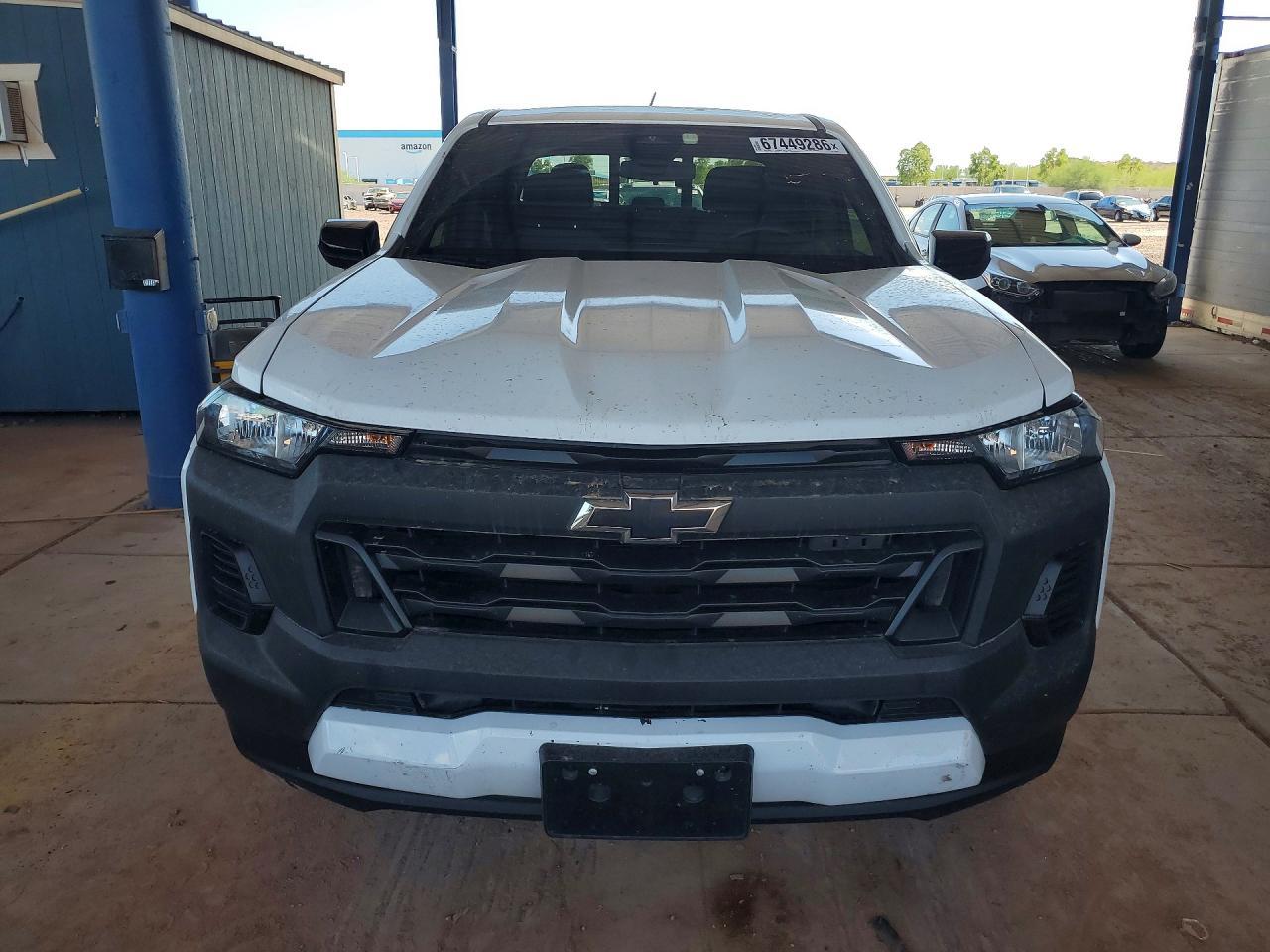 2024 Chevrolet Colorado - Image 5