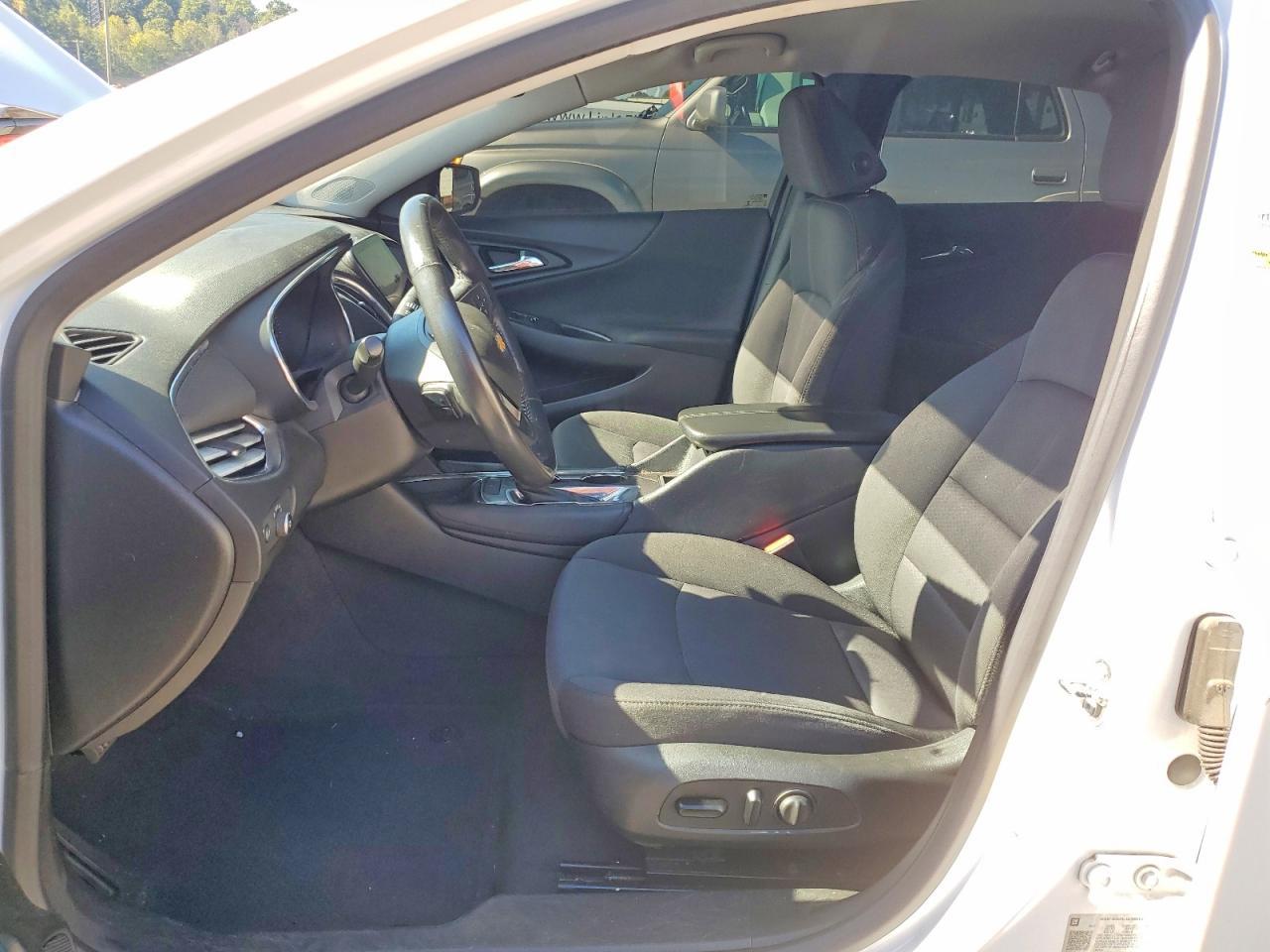 2018 Chevrolet Malibu Lt - Image 7