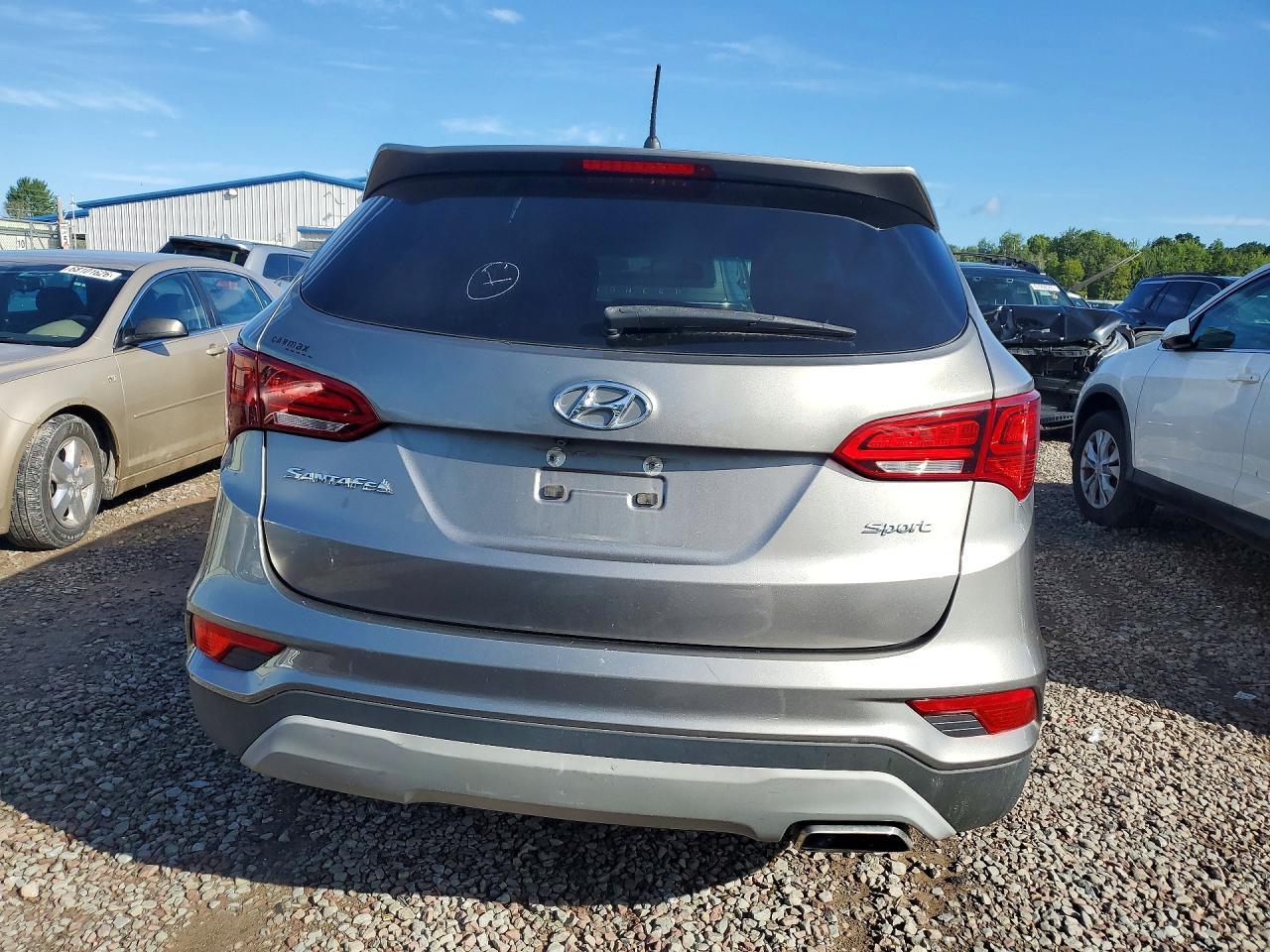 2018 Hyundai Santa Fe Sport 2.4L - Фото 6