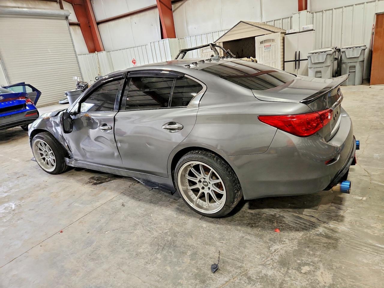 2015 Infiniti Q50 Premium - Image 2
