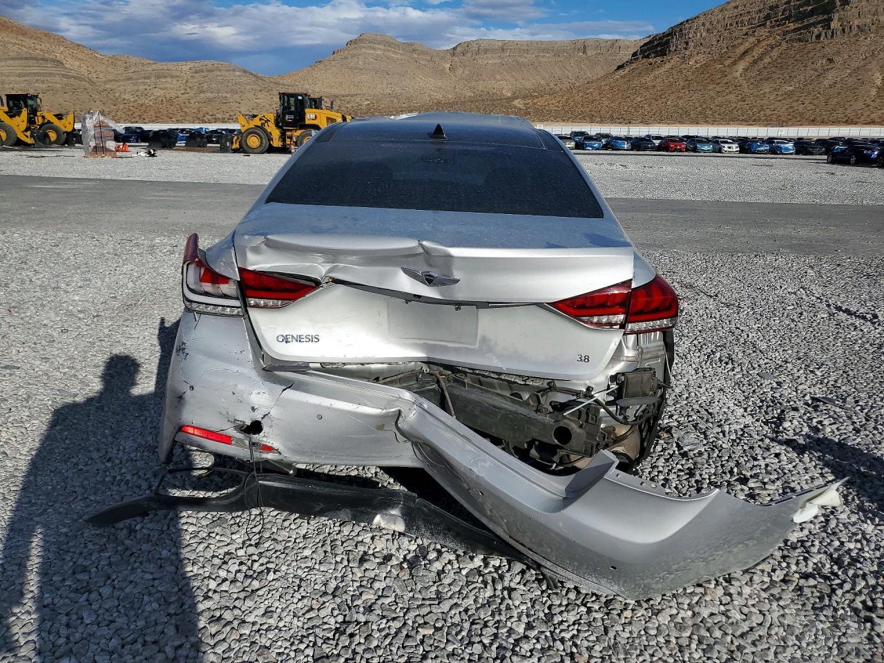 2015 Hyundai Genesis 3.8L - Image 6