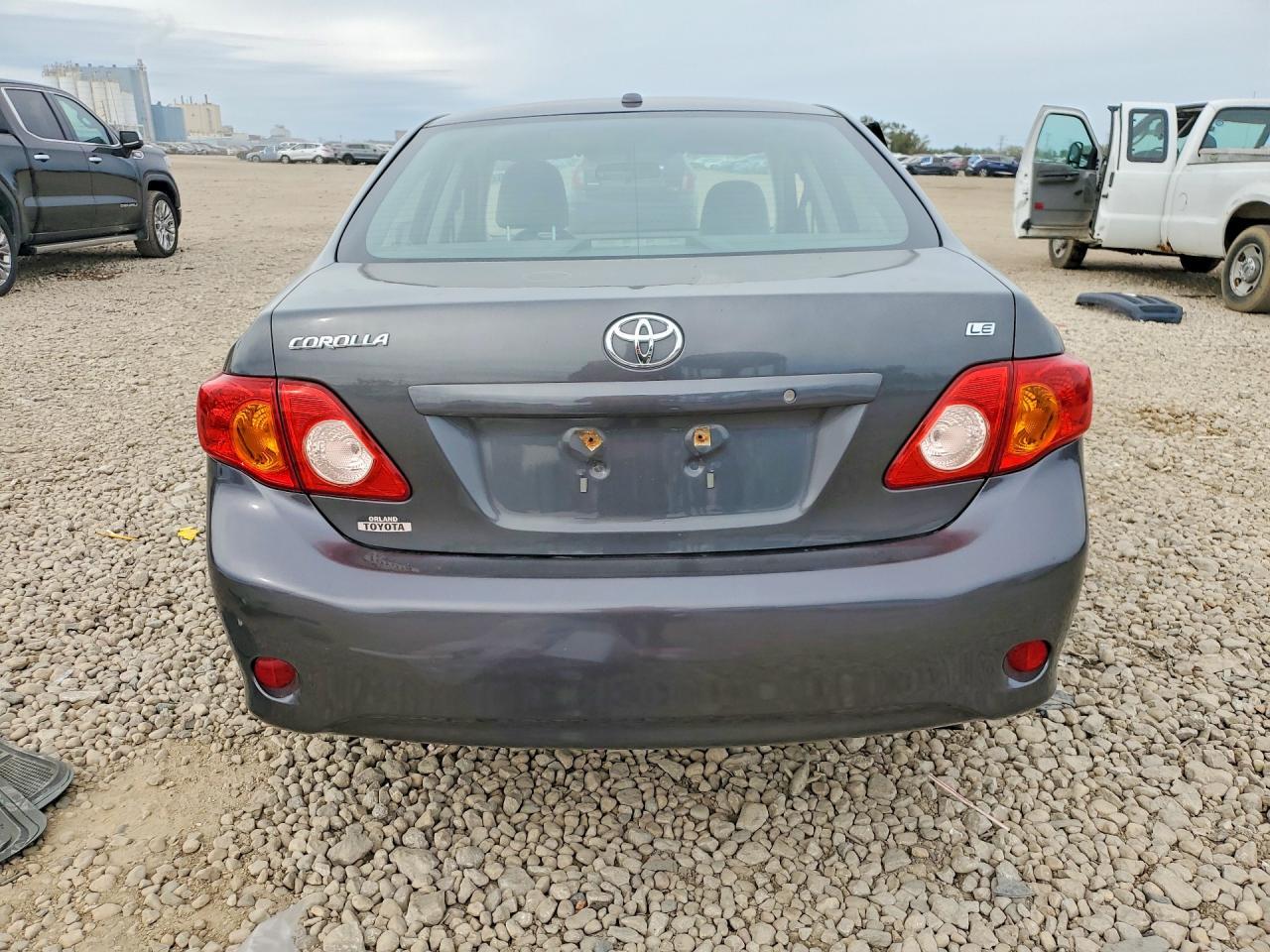 2010 Toyota Corolla Le - Image 6