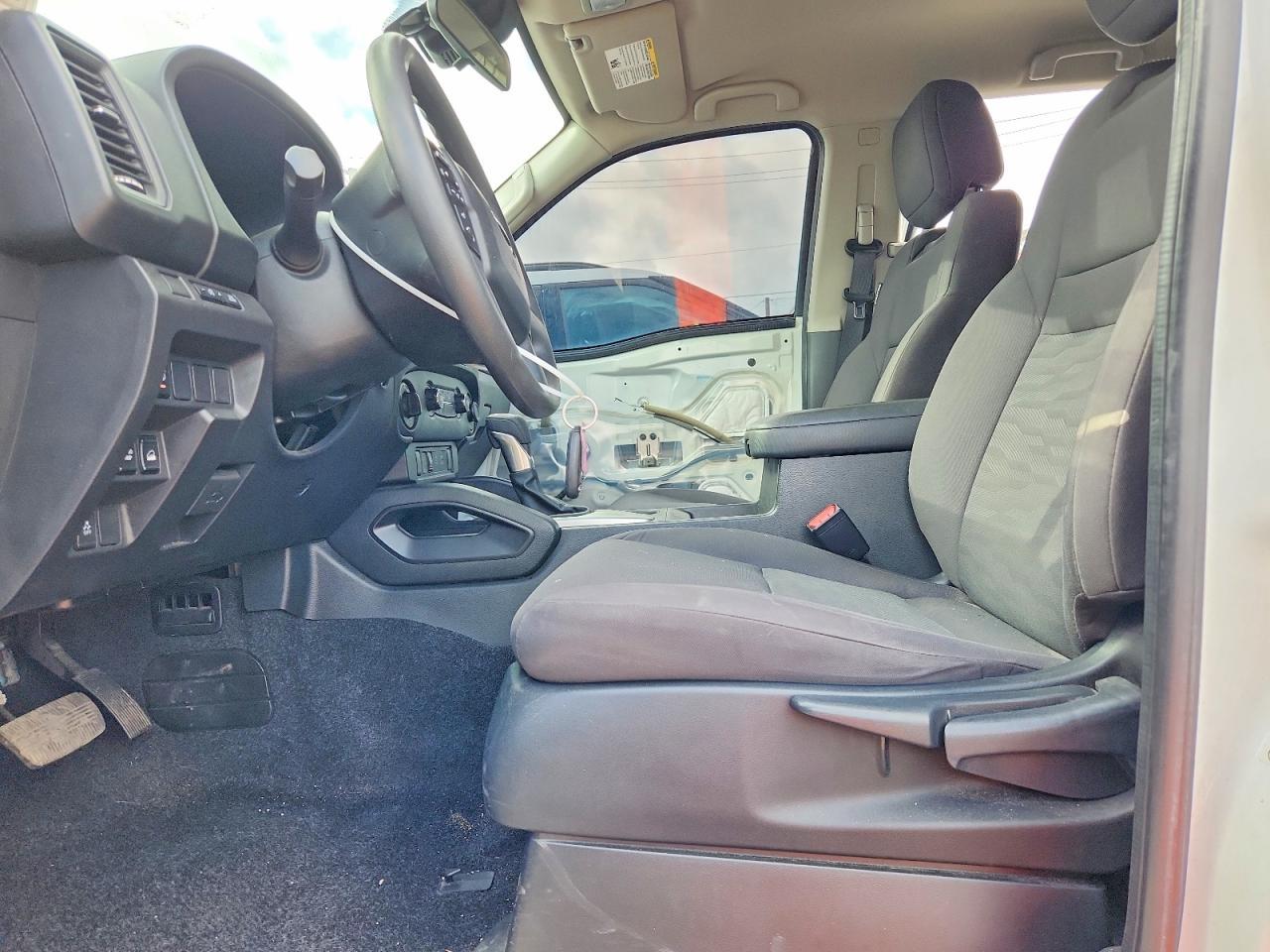 2023 Nissan Frontier S - Фото 7