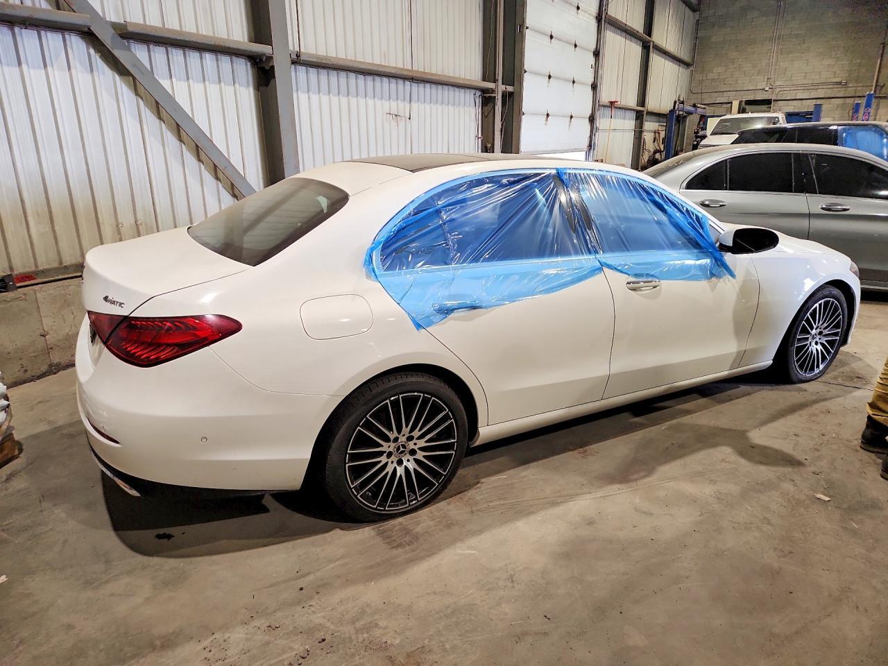 2024 Mercedes-Benz C 300 4Matic - Фото 3