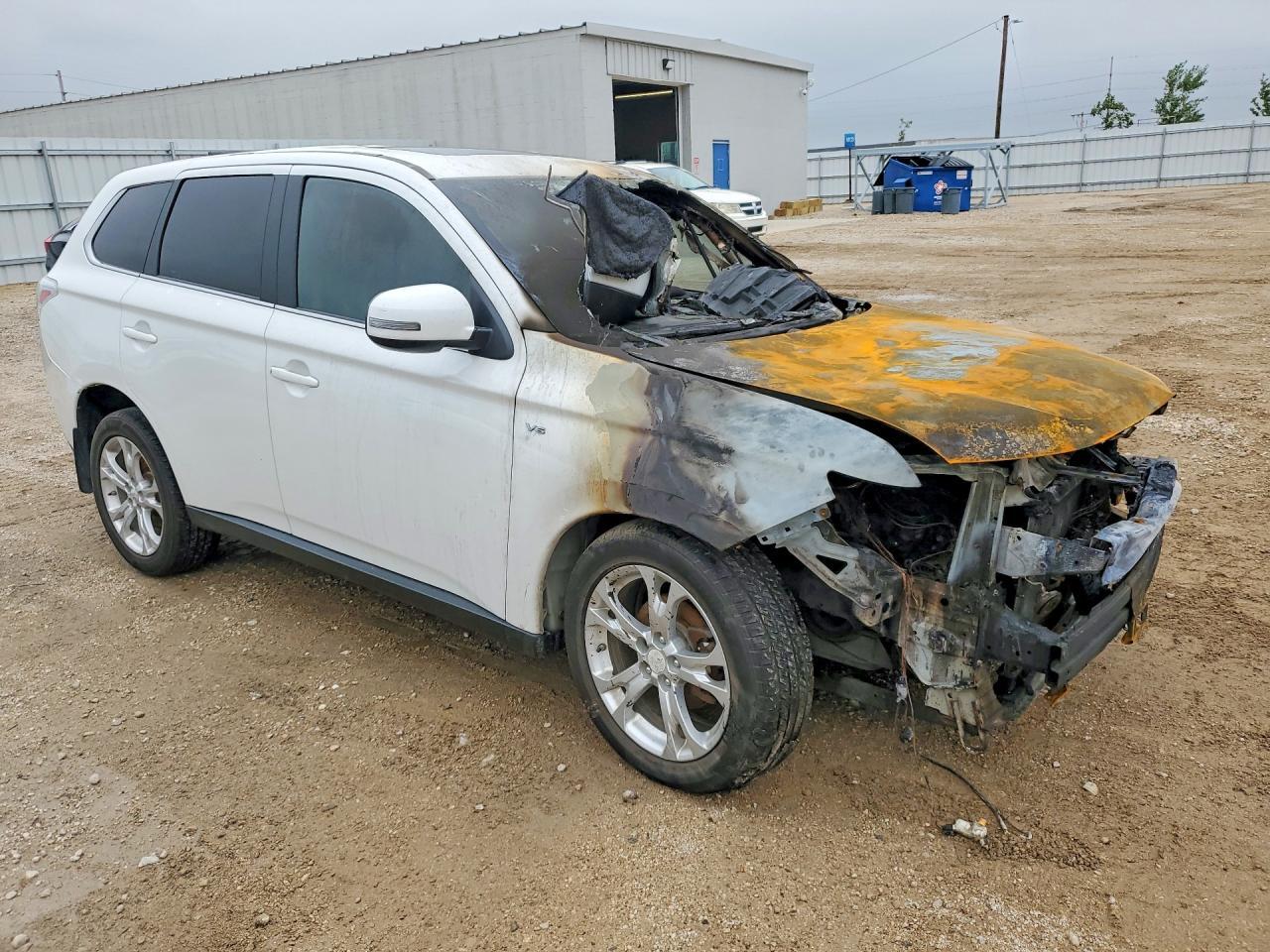 2014 Mitsubishi Outlander Gt - Image 4