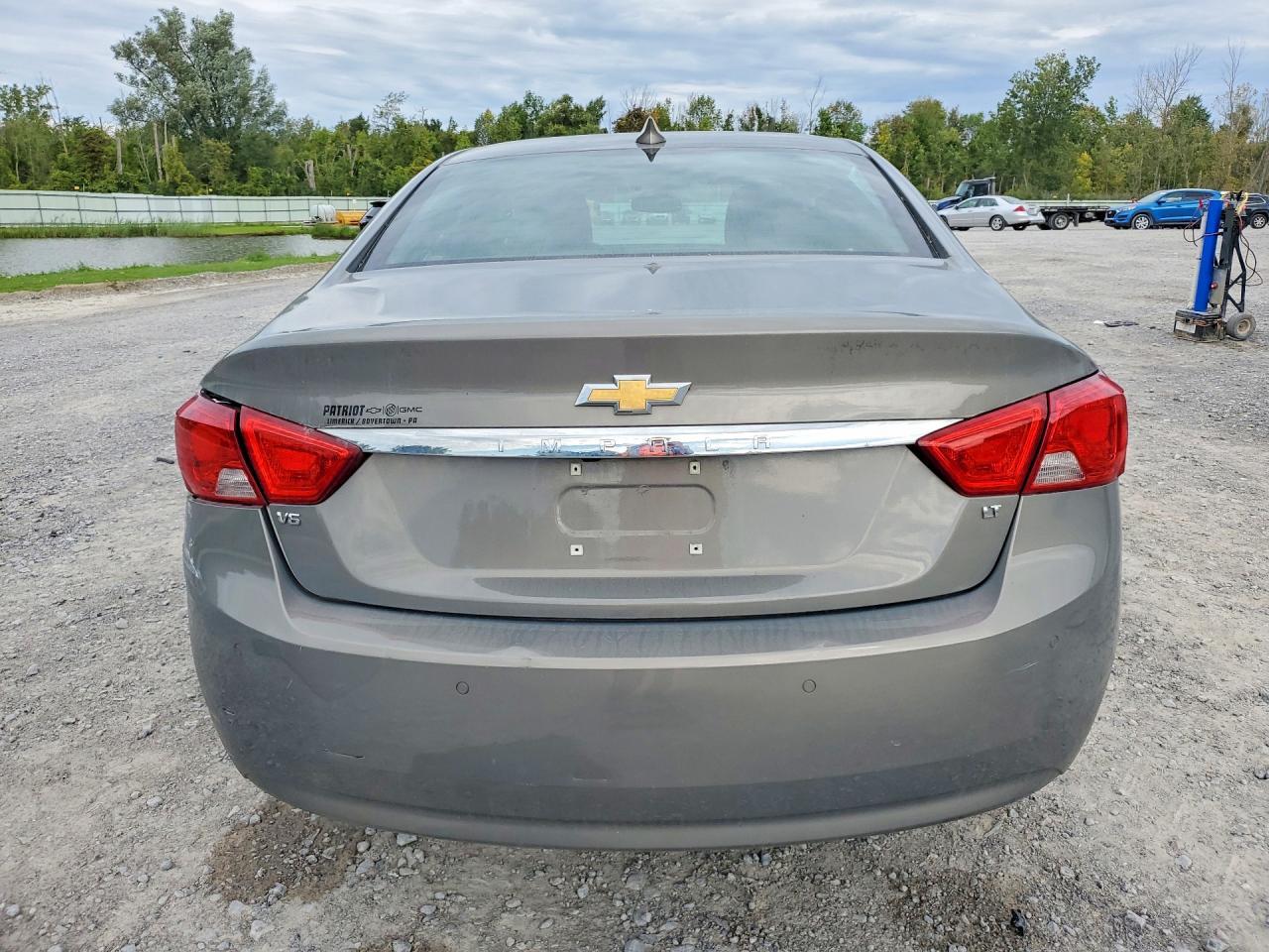2017 Chevrolet Impala Lt - Image 6
