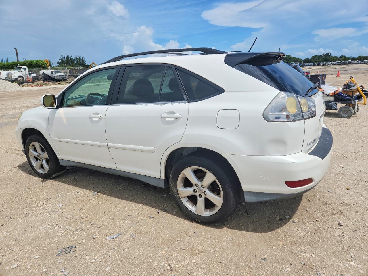 2006 Lexus Rx 330 - Image 2