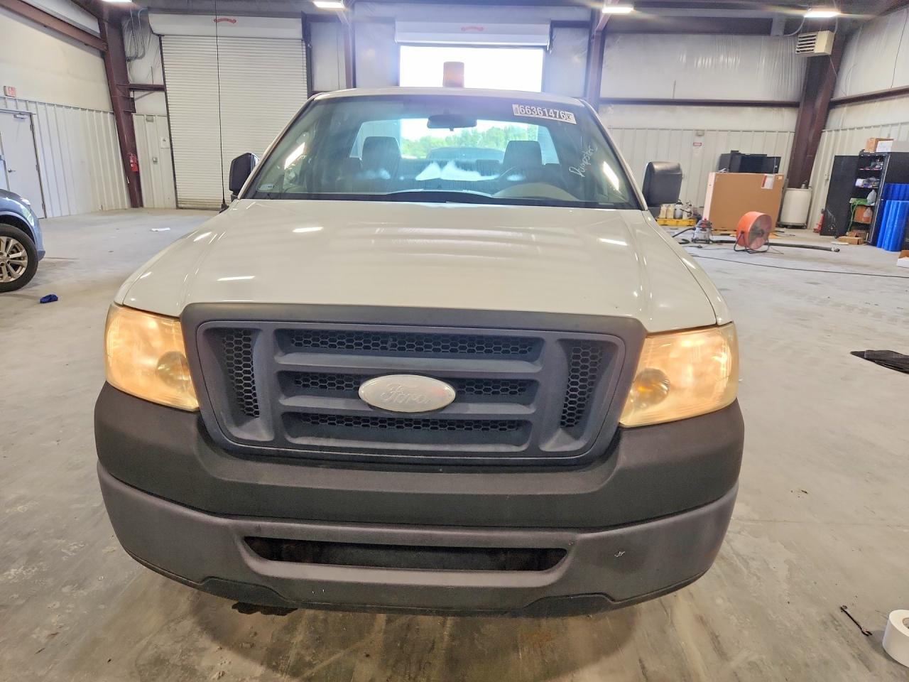 2008 Ford F150 - Image 5
