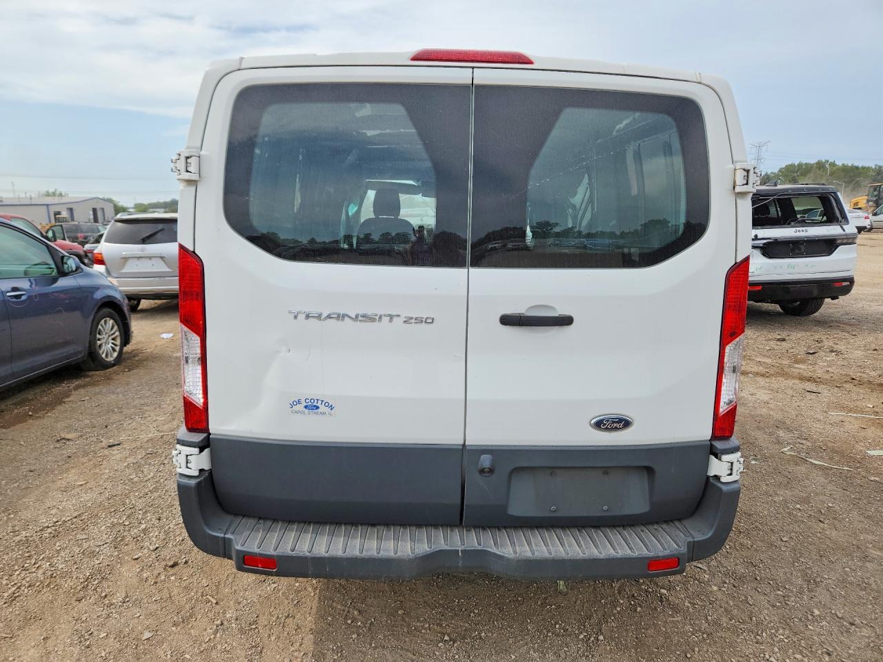2016 Ford Transit T-250 - Фото 6