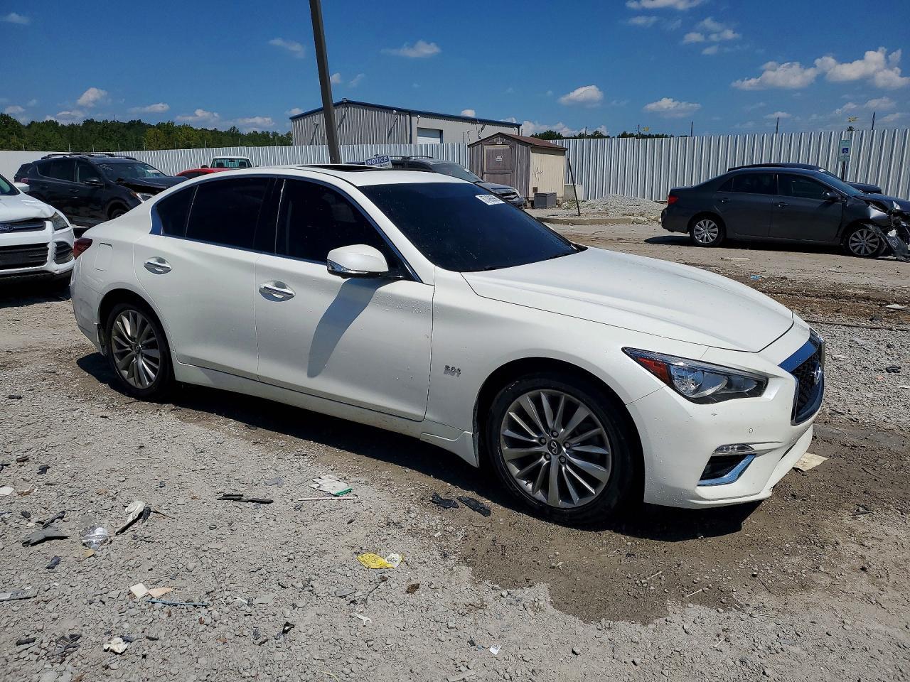 2020 Infiniti Q50 3.0T Luxe - Фото 4