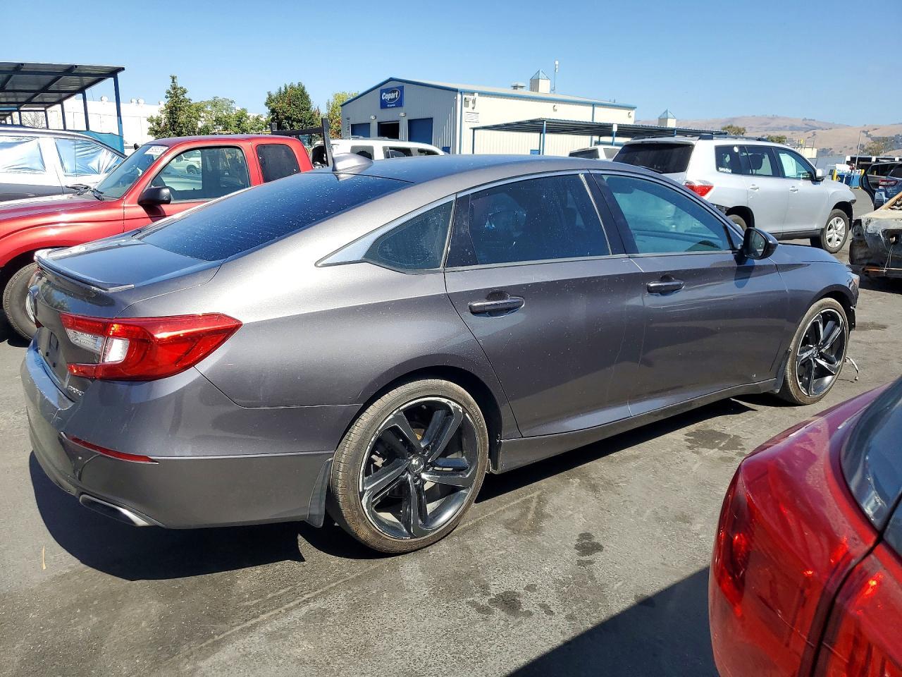 2018 Honda Accord Sport - Фото 3