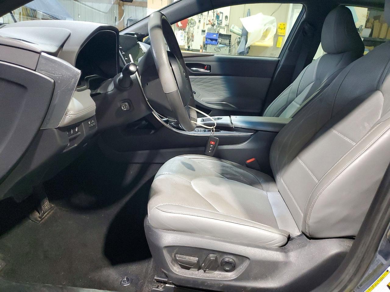2021 Toyota Avalon Limited - Фото 7