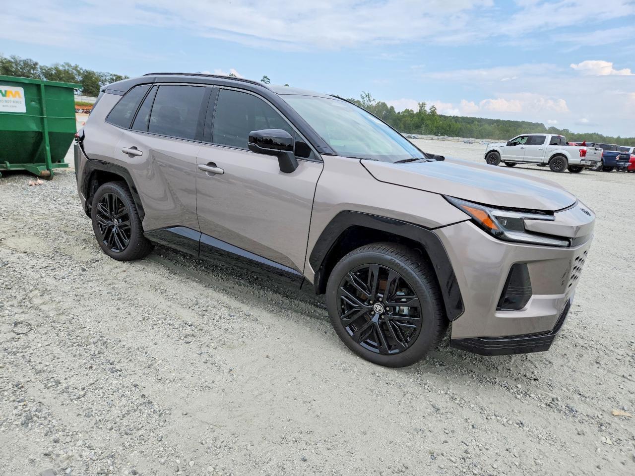 2026 Toyota Rav4 Xse - Image 4