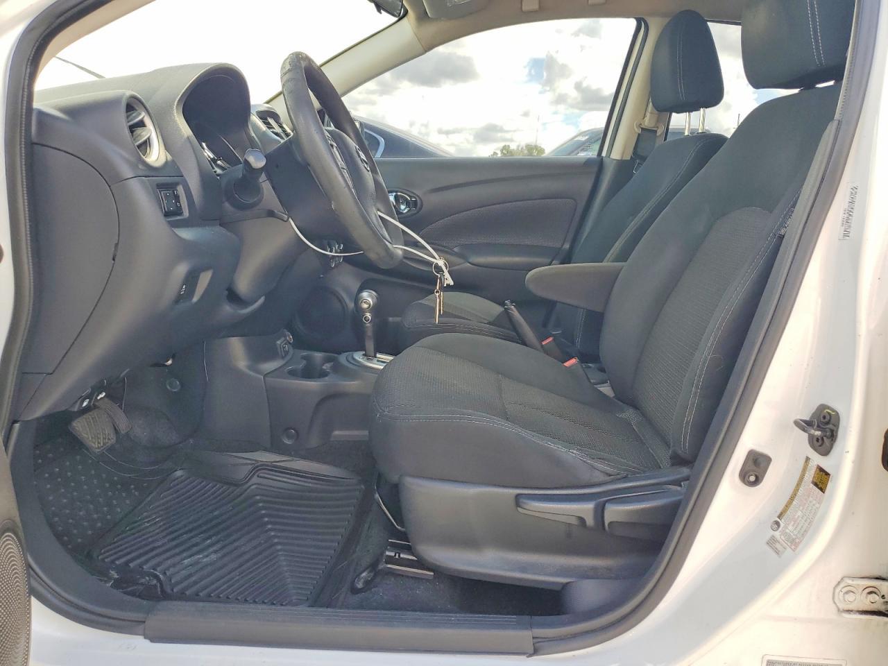 2018 Nissan Versa Sv - Фото 7