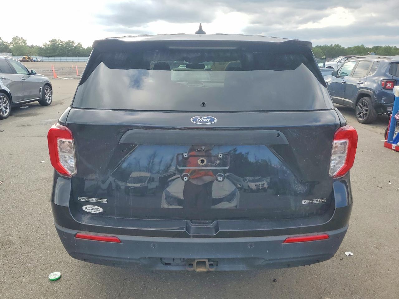 2024 Ford Explorer Police Interceptor - Фото 6