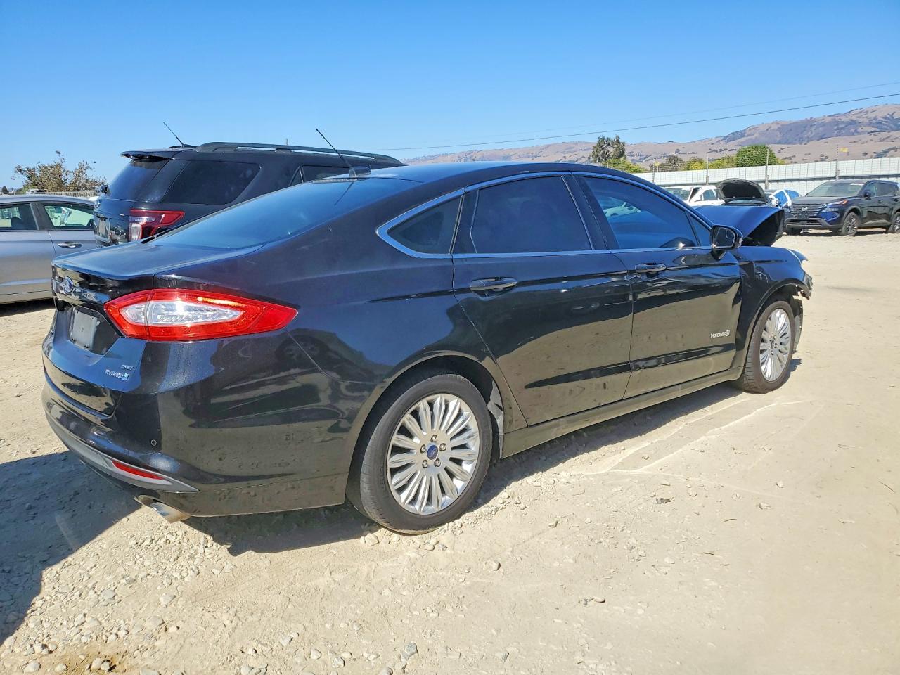 2014 Ford Fusion Se Hybrid - Image 3