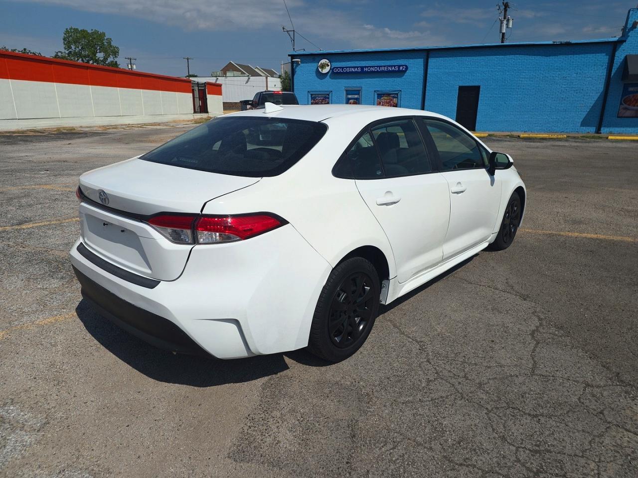 2025 Toyota Corolla Le - Image 4