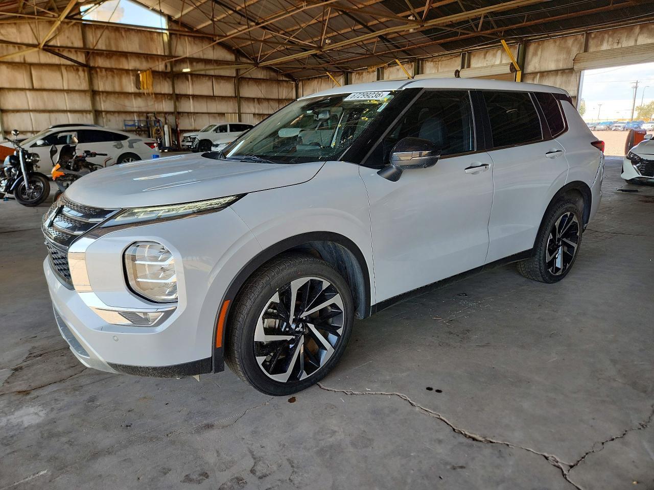 2024 Mitsubishi Outlander Se