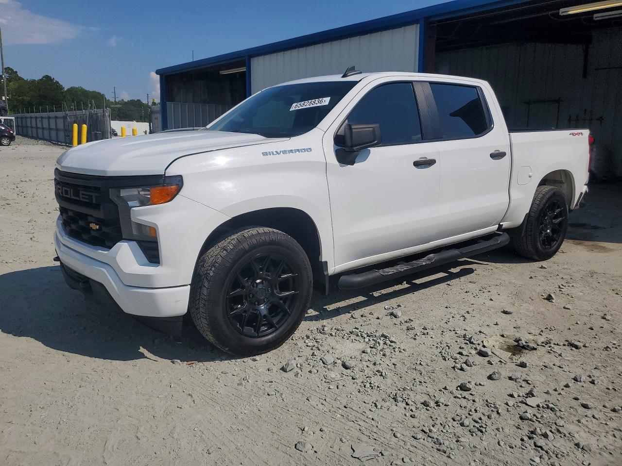 2022 Chevrolet Silverado K1500 Custom
