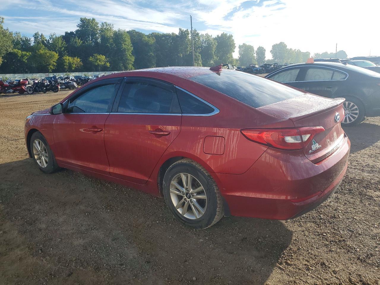 2015 Hyundai Sonata Se - Фото 2