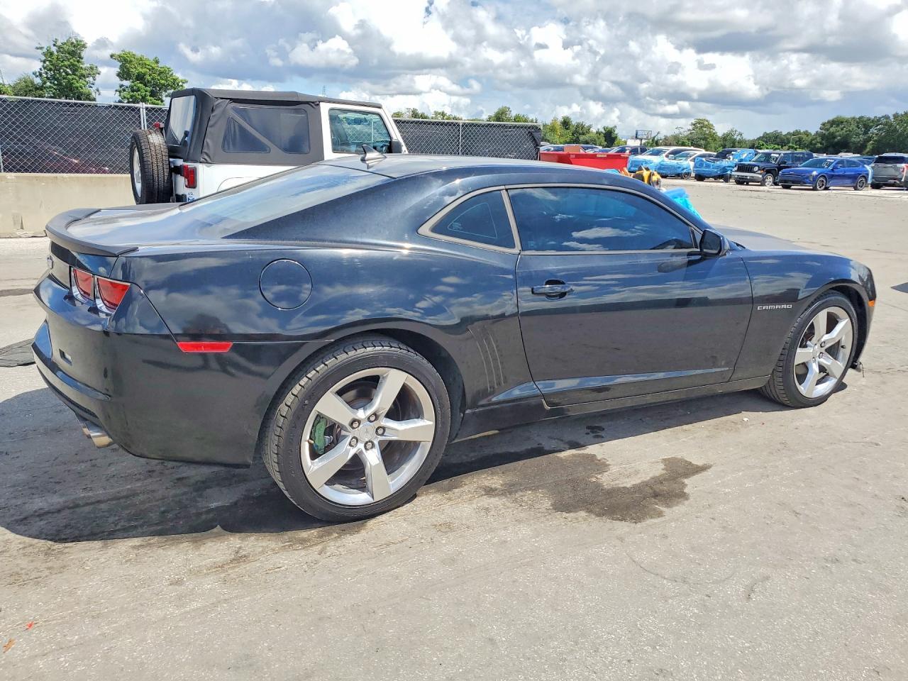 2013 Chevrolet Camaro Ls - Image 3