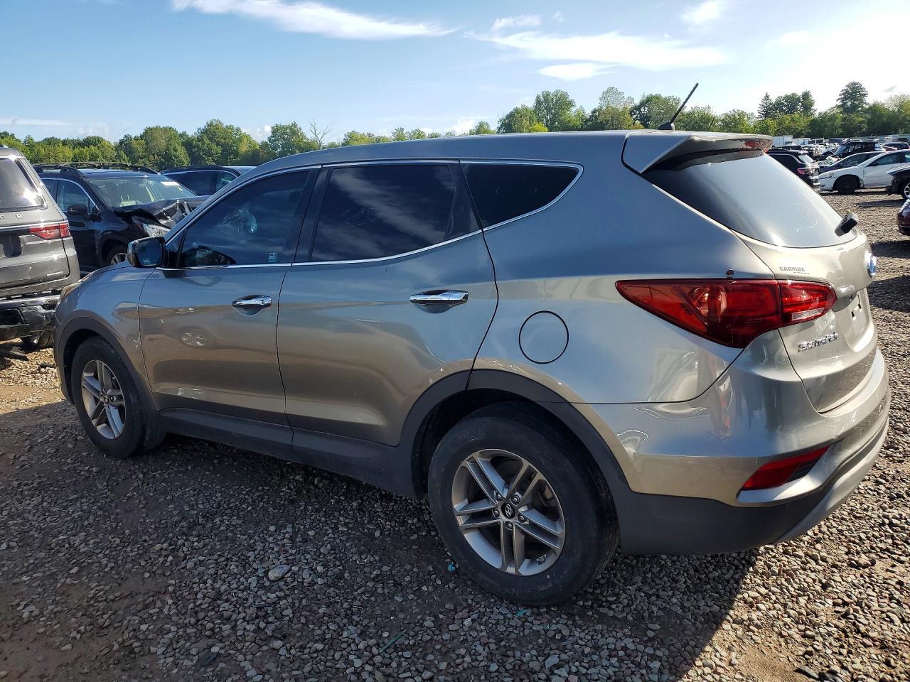 2018 Hyundai Santa Fe Sport 2.4L - Фото 2