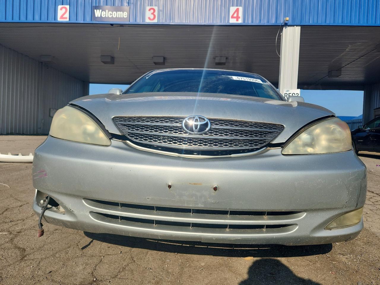 2004 Toyota Camry Xle - Image 5