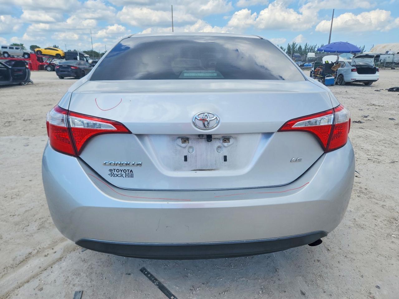 2014 Toyota Corolla Le - Image 6