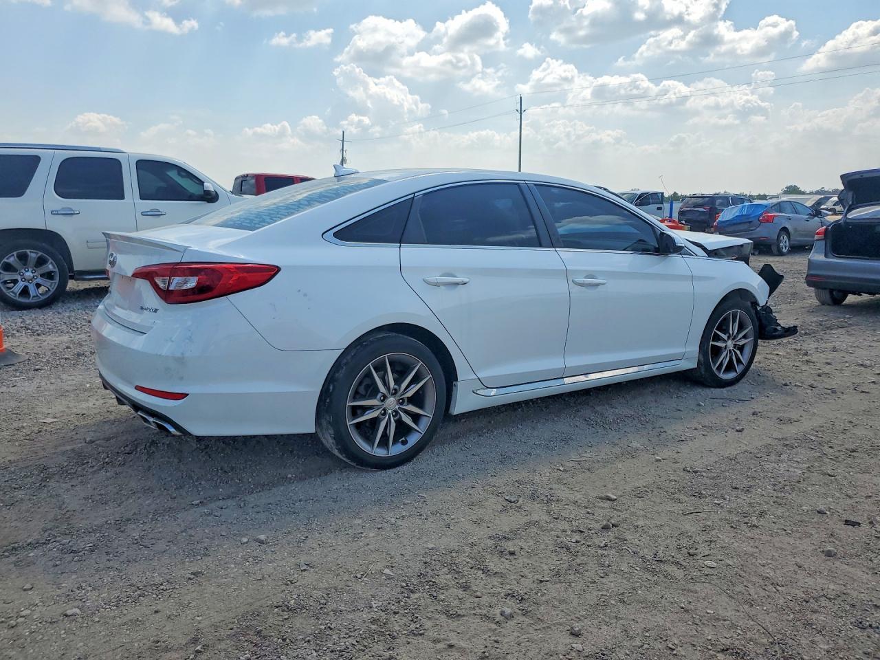 2017 Hyundai Sonata Sport 2.0T - Фото 3