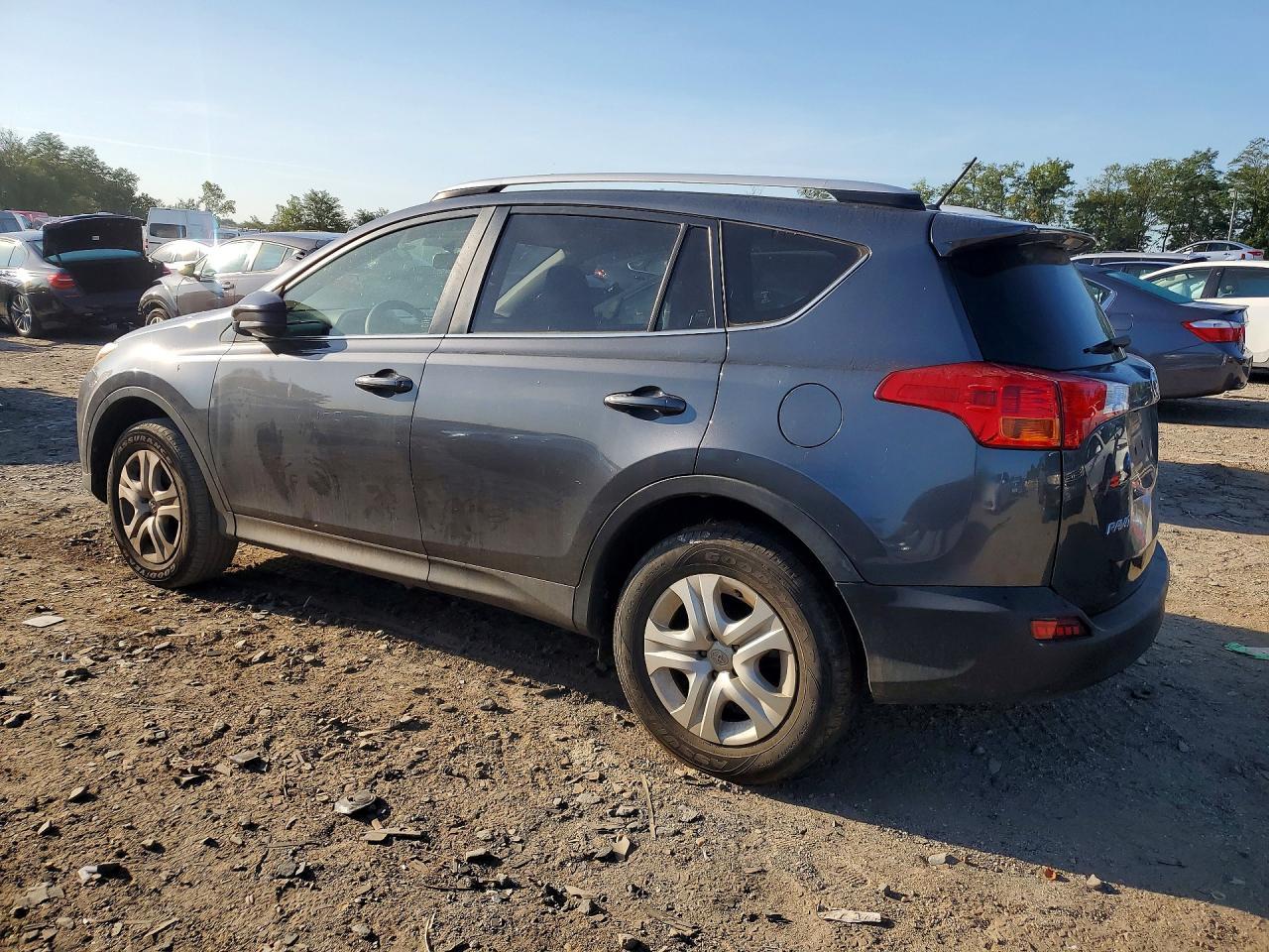 2015 Toyota Rav4 Le - Image 2