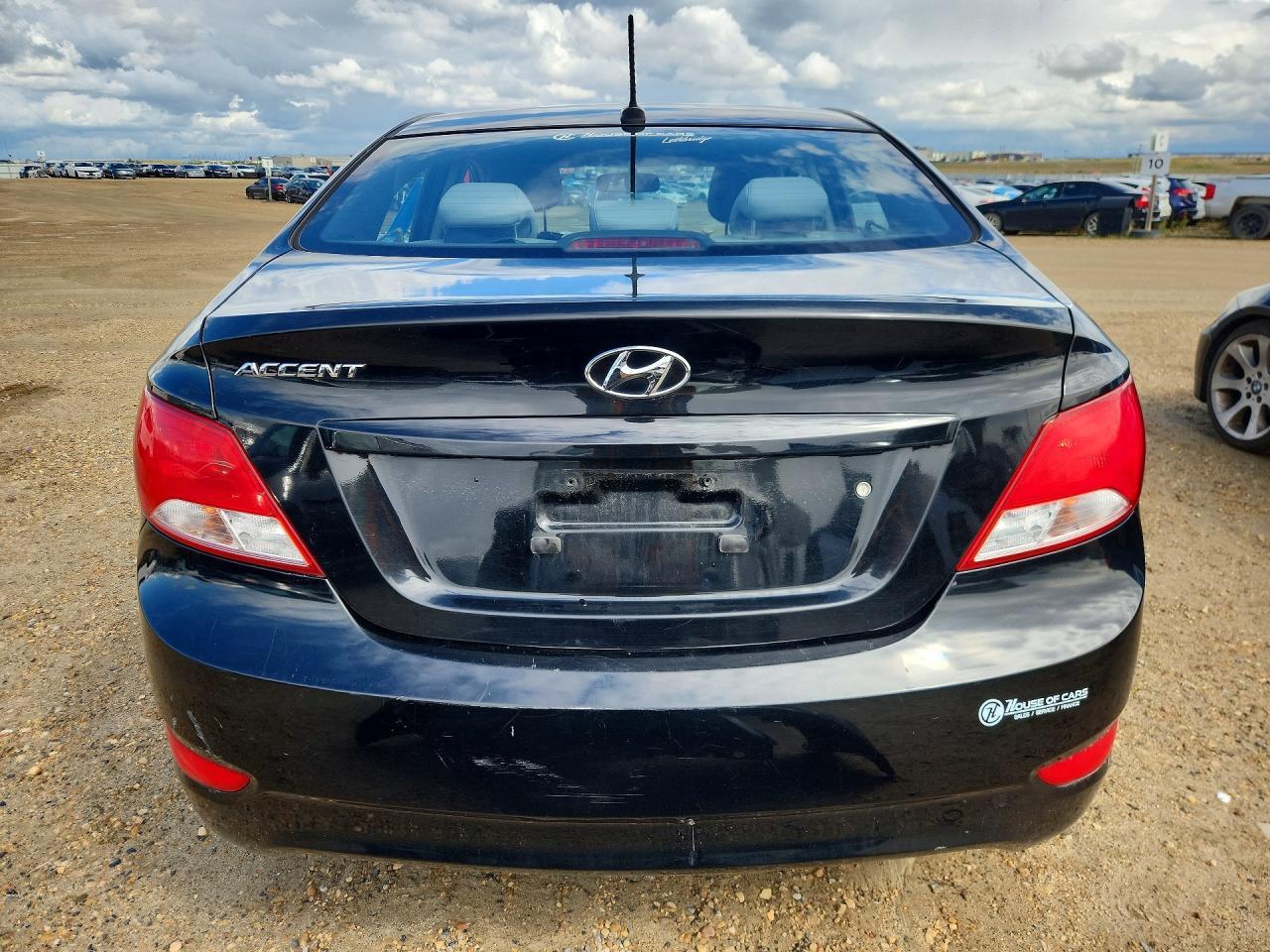 2017 Hyundai Accent Se - Image 6