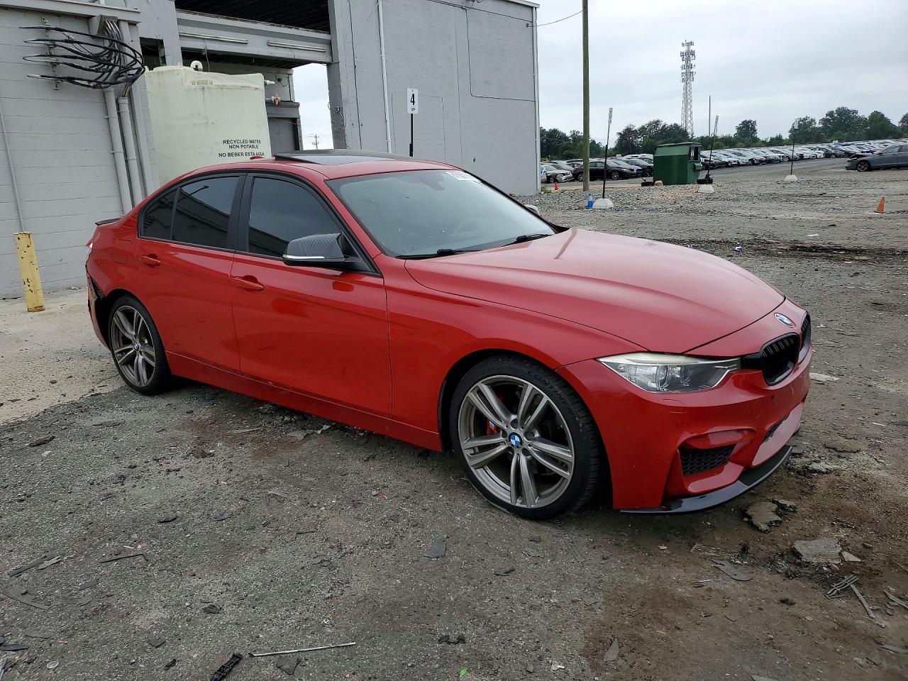 2013 BMW 335 Xi - Фото 4