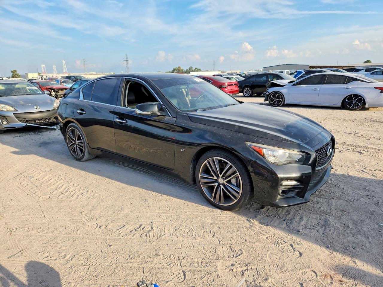 2015 Infiniti Q50 Sport - Image 4