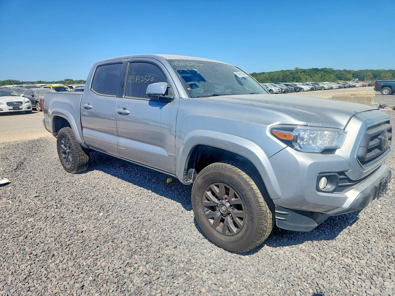 2022 Toyota Tacoma Sr5 V6 - Image 4