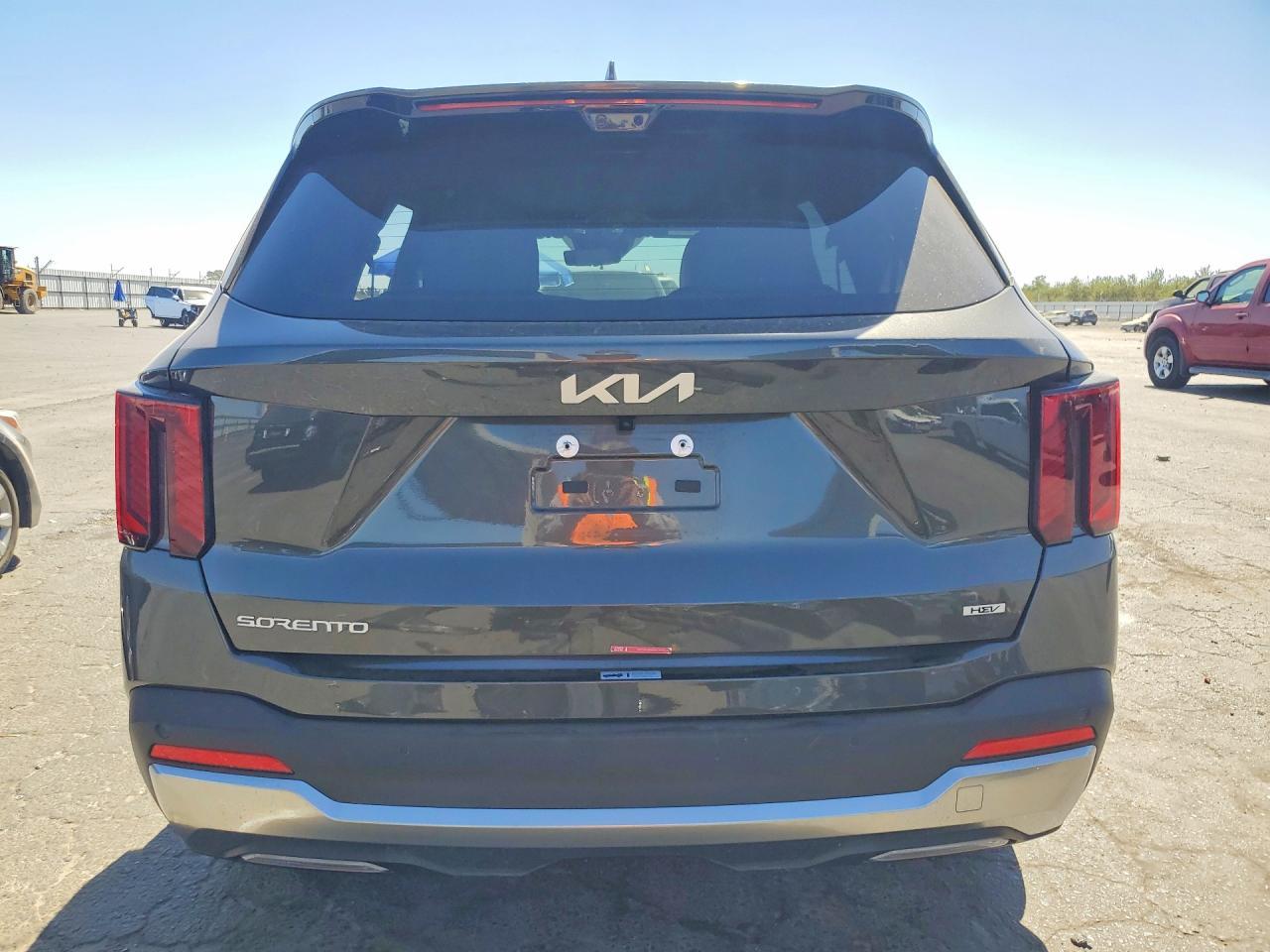 2025 Kia Sorento Sxp - Фото 6