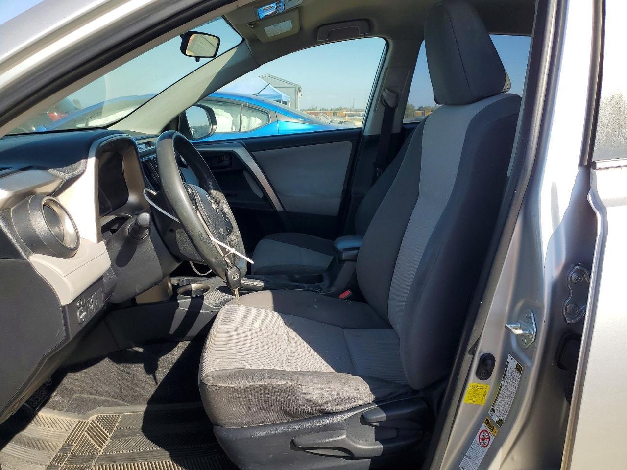 2015 Toyota Rav4 Le - Фото 7