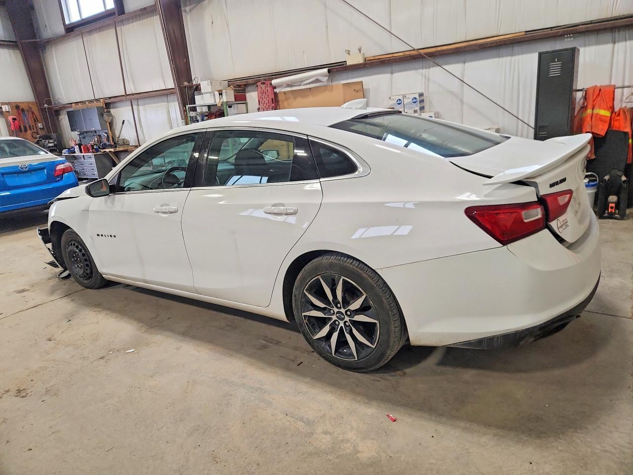 2020 Chevrolet Malibu Rs - Image 2