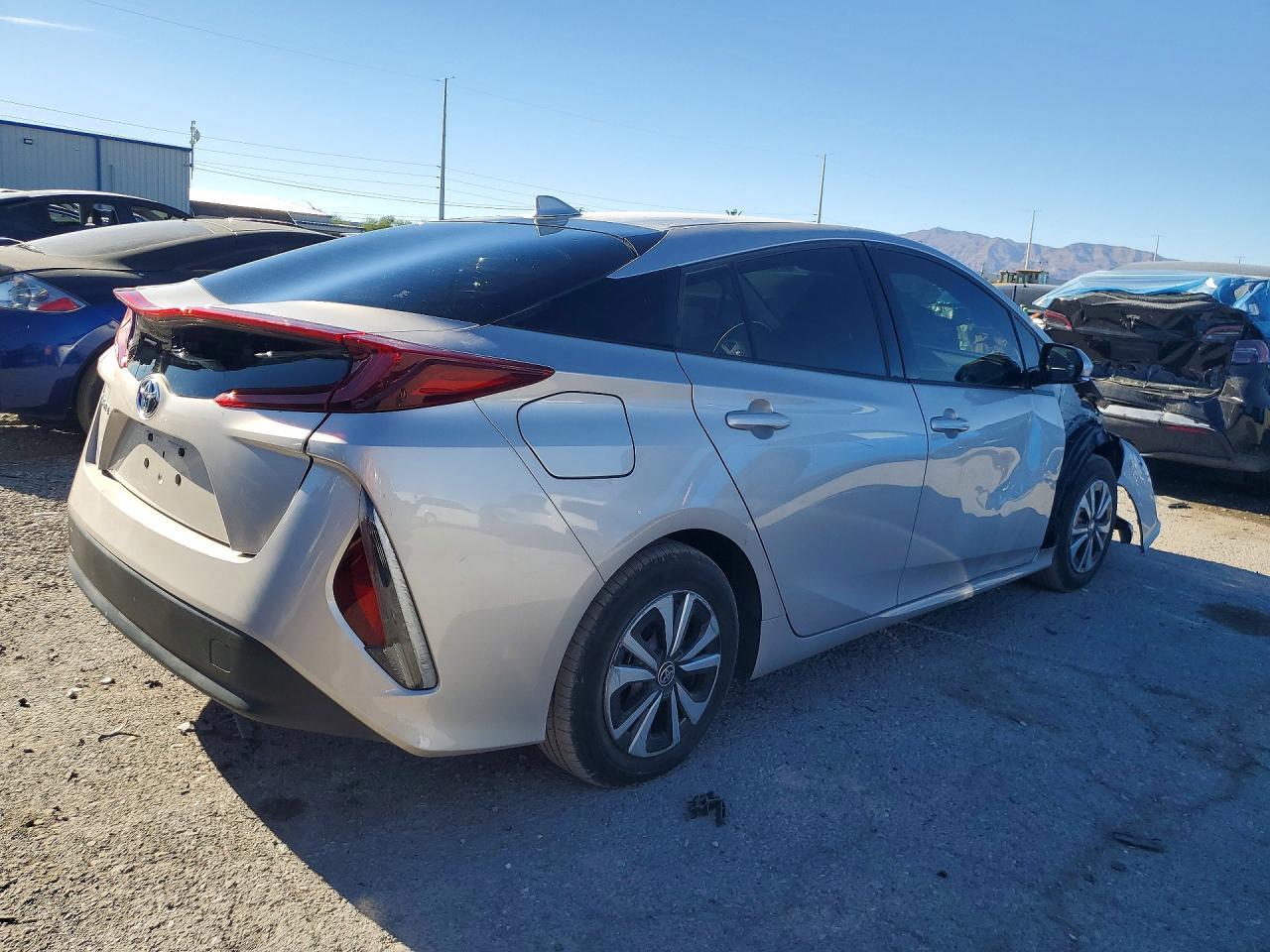 2020 Toyota 0128 Premium - Фото 3