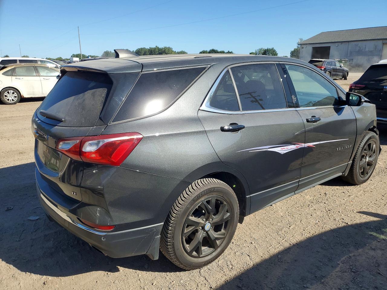 2018 Chevrolet Equinox Lt - Фото 3