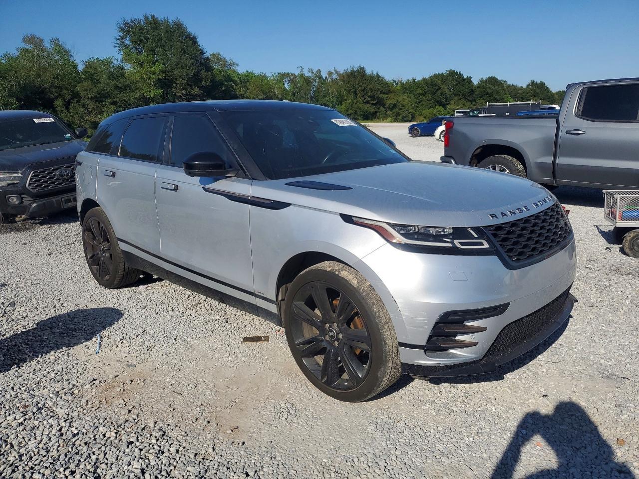 2020 Land Rover Range Rover Velar R-Dynamic S - Фото 4