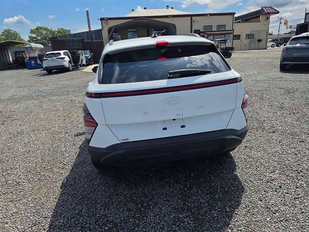 2025 Hyundai Kona Sel - Image 6