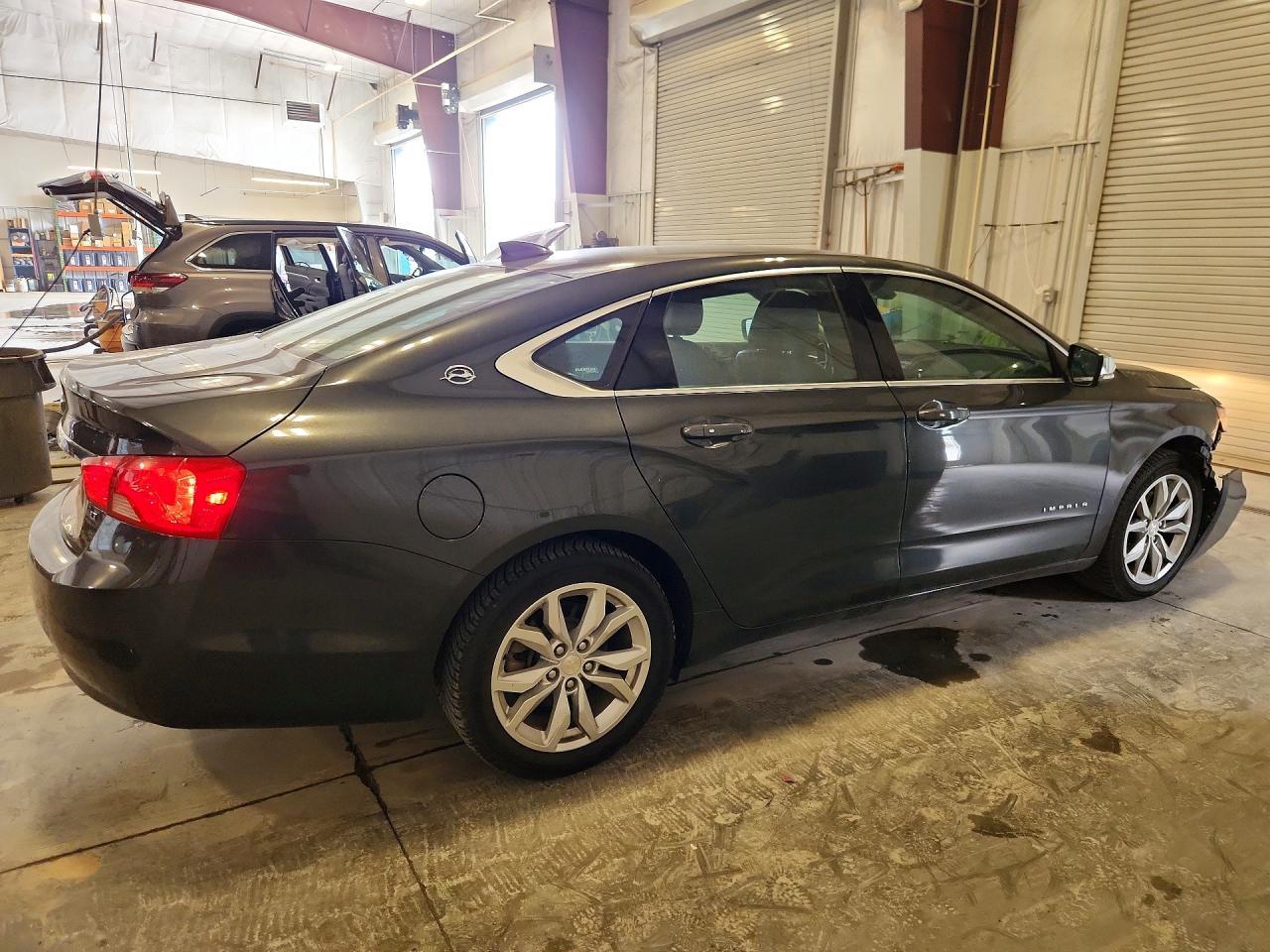 2019 Chevrolet Impala Lt - Image 3