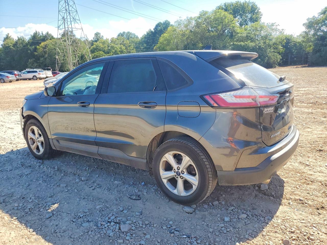 2020 Ford Edge Se - Фото 2