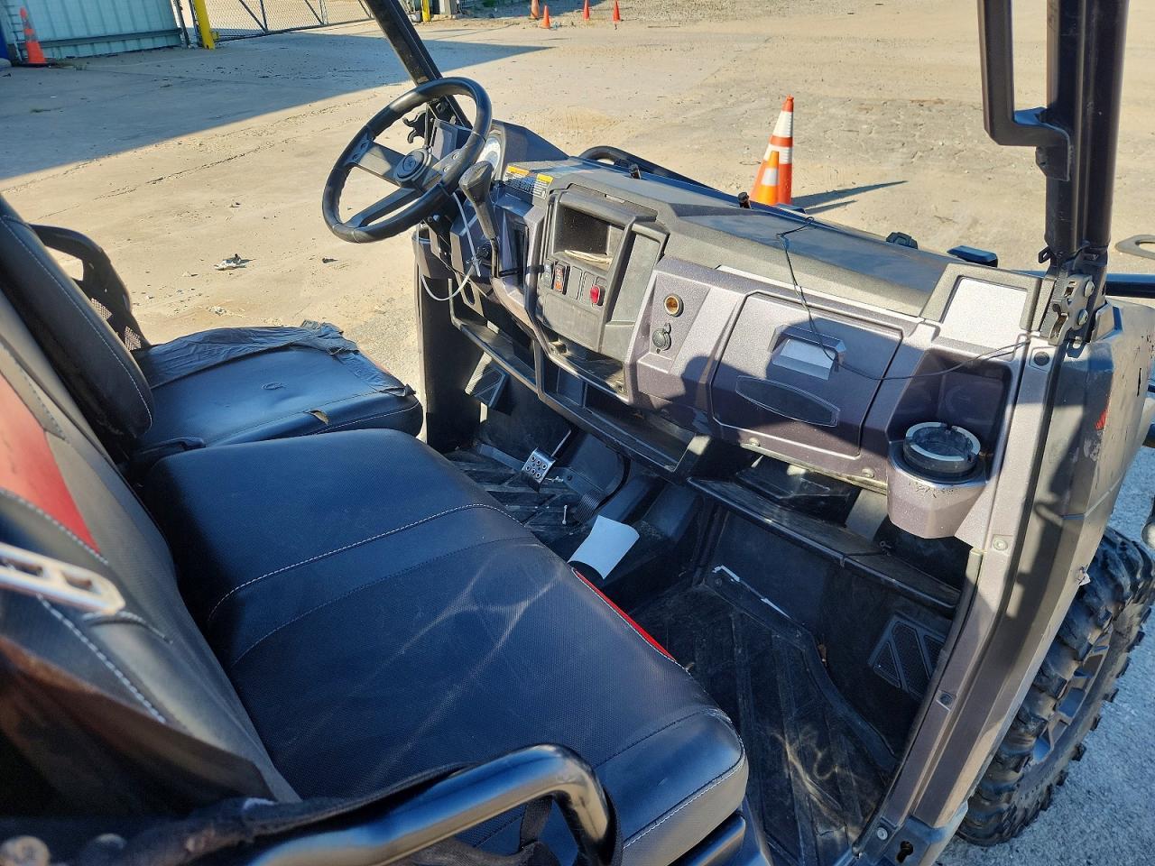 2015 Polaris Ranger Utility Vehicle - Image 5