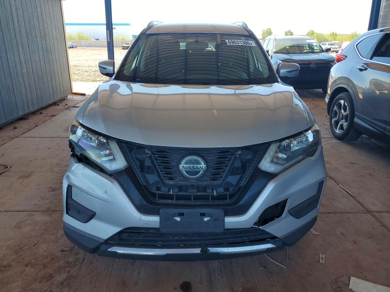 2018 Nissan Rogue Sv - Image 5